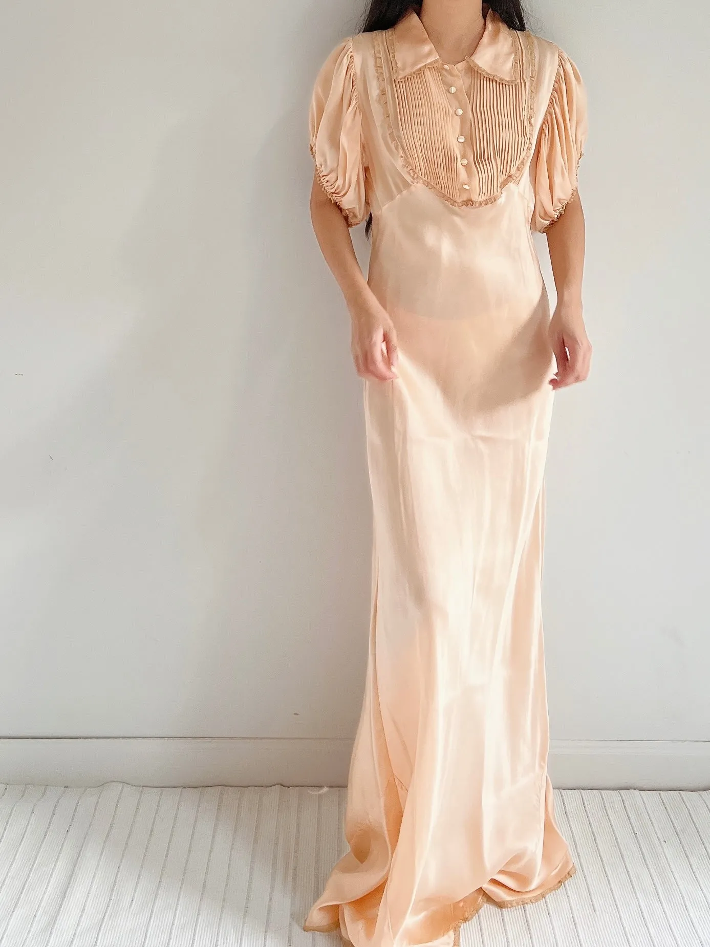1930s Peach Silk Charmeuse Gown - M