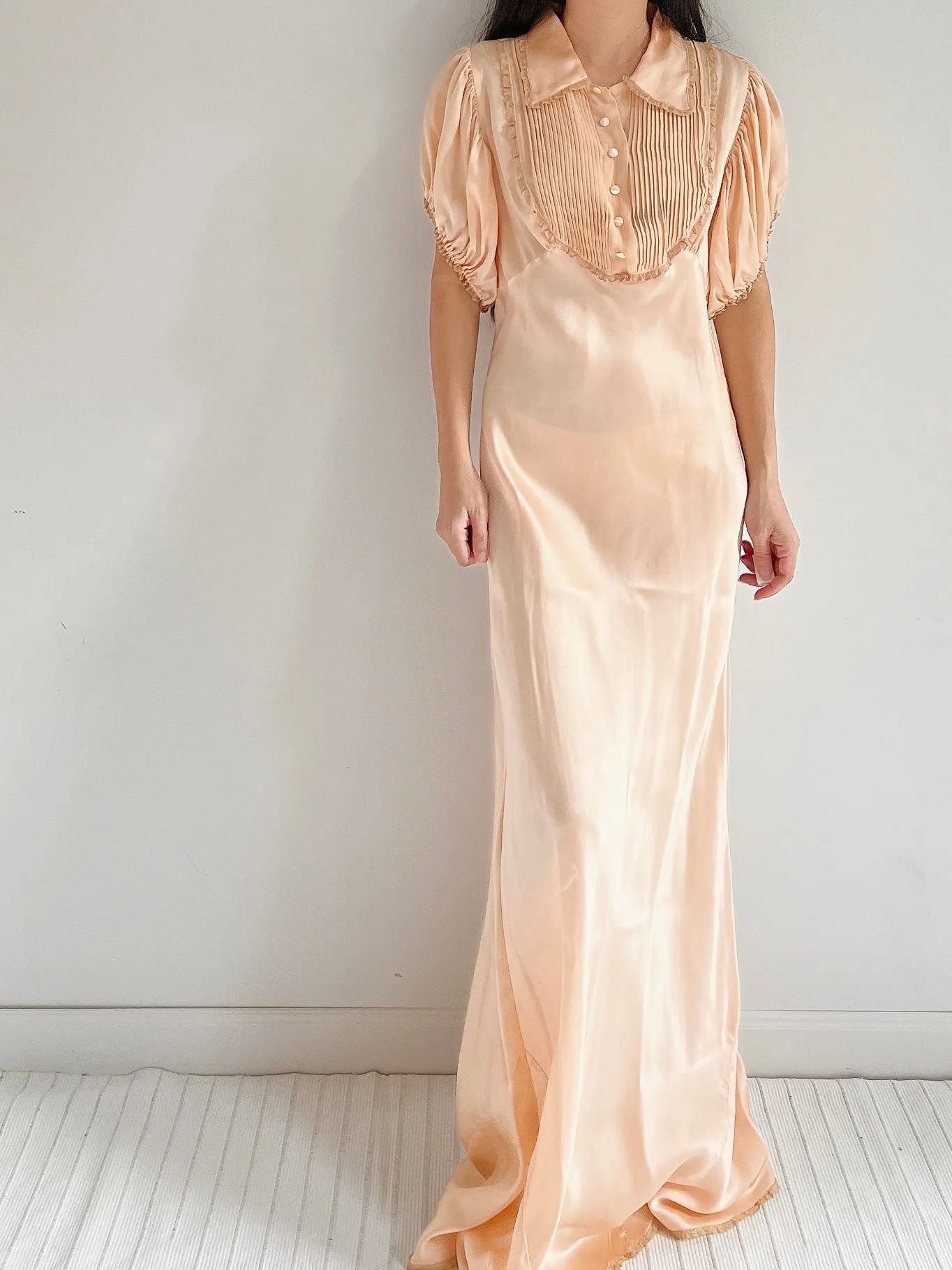 1930s Peach Silk Charmeuse Gown - M