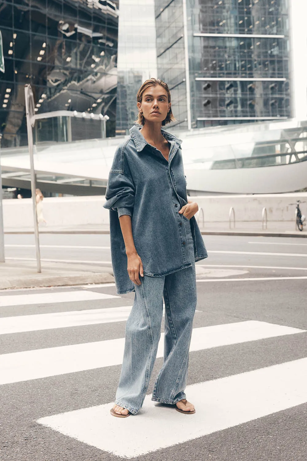 ASHTON CLASSIC BLUE DENIM SHIRT