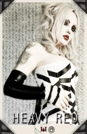Diabolical Delirium Gloves With Stripe Ruffle