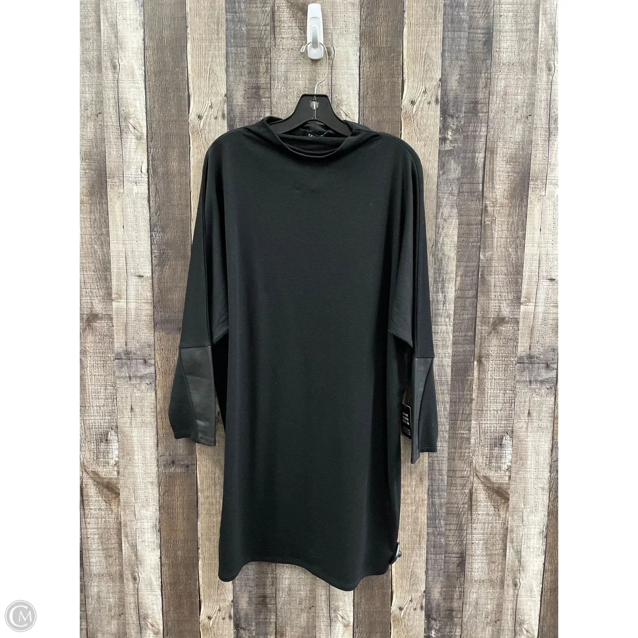 Dress Casual Short By Express In Black, Size: L