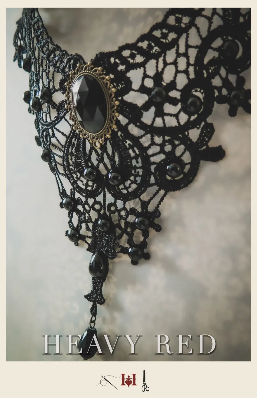Evocative Aristocracy Lace Necklace