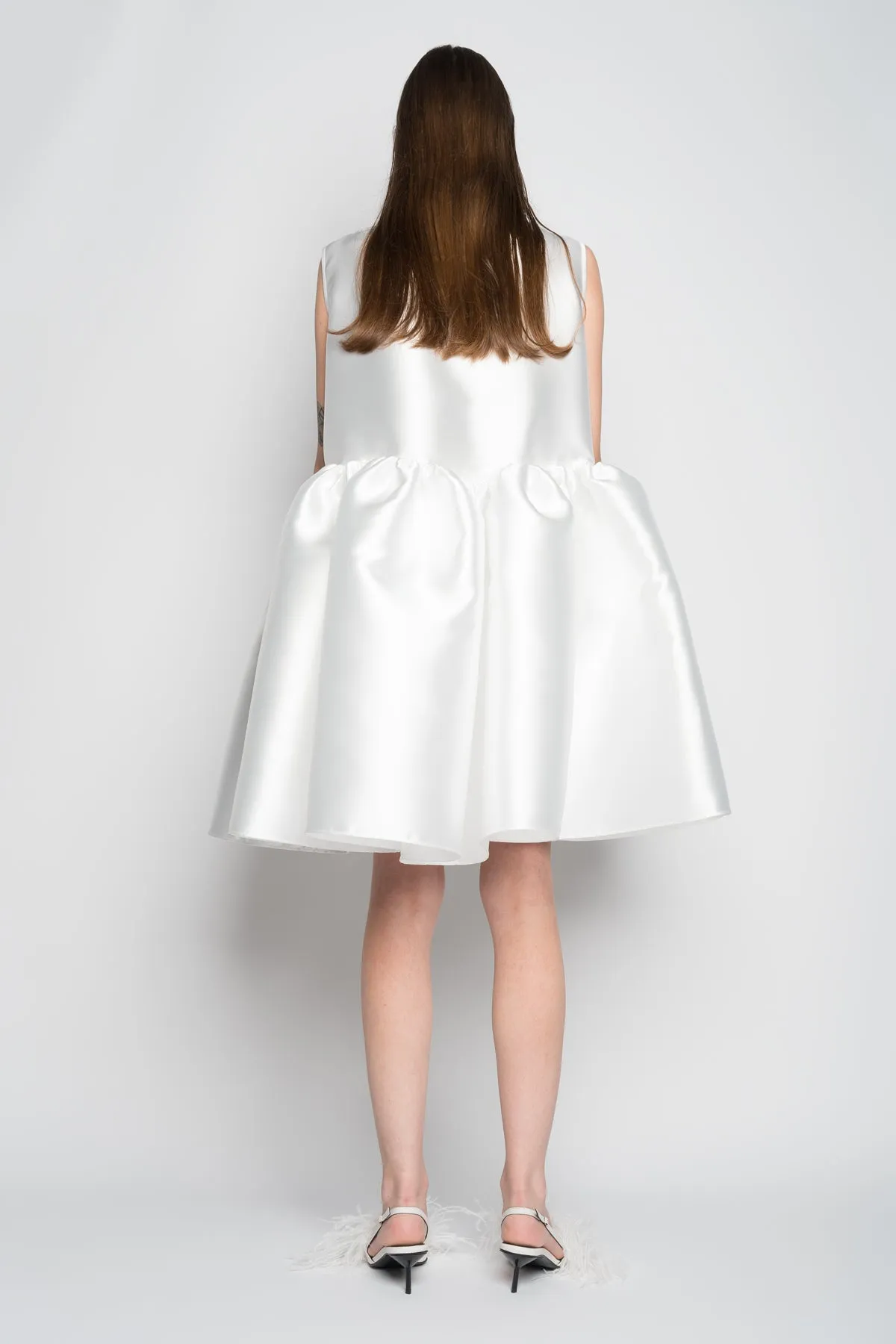 WHITE SHORT SLEEVELESS PUFF DRESS